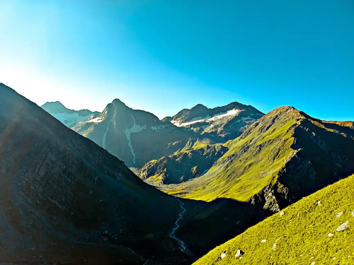 Paragliding in Bir Billing